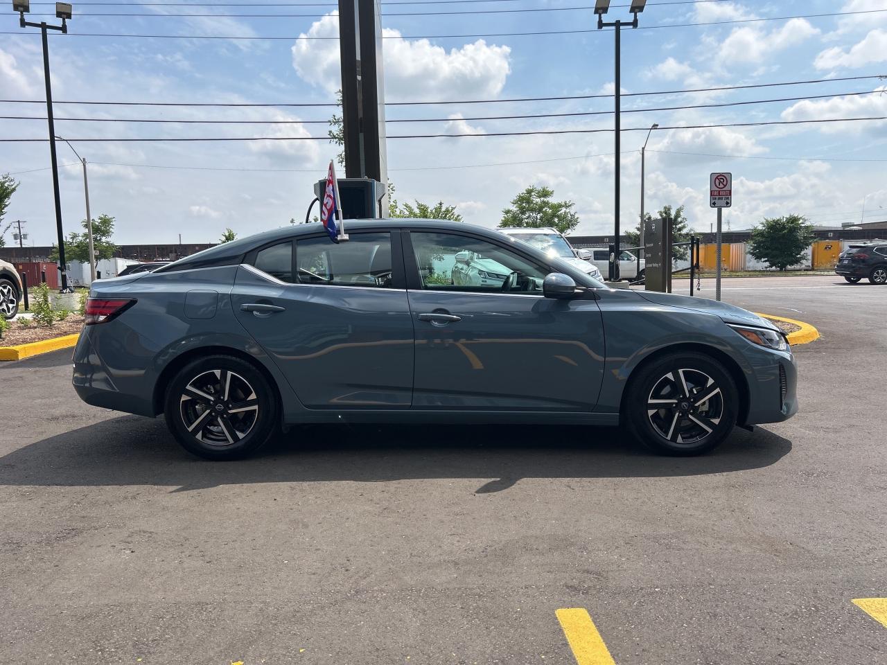 2024 Nissan Sentra SV CVT   EX RENTAL   CLEAN CAR FAX Photo