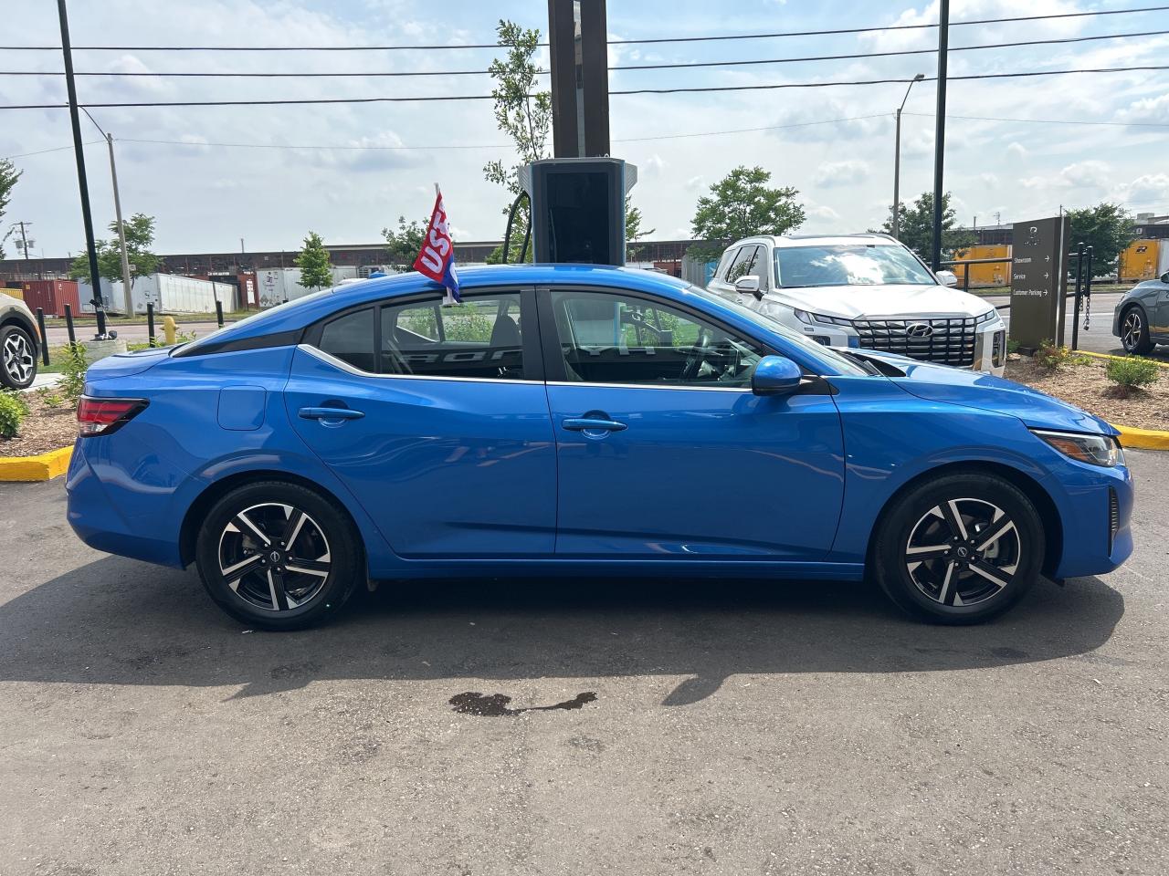 2024 Nissan Sentra SV CVT Photo