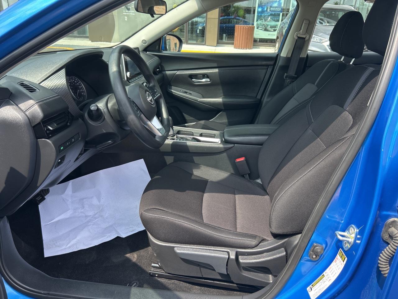 2024 Nissan Sentra SV CVT Photo