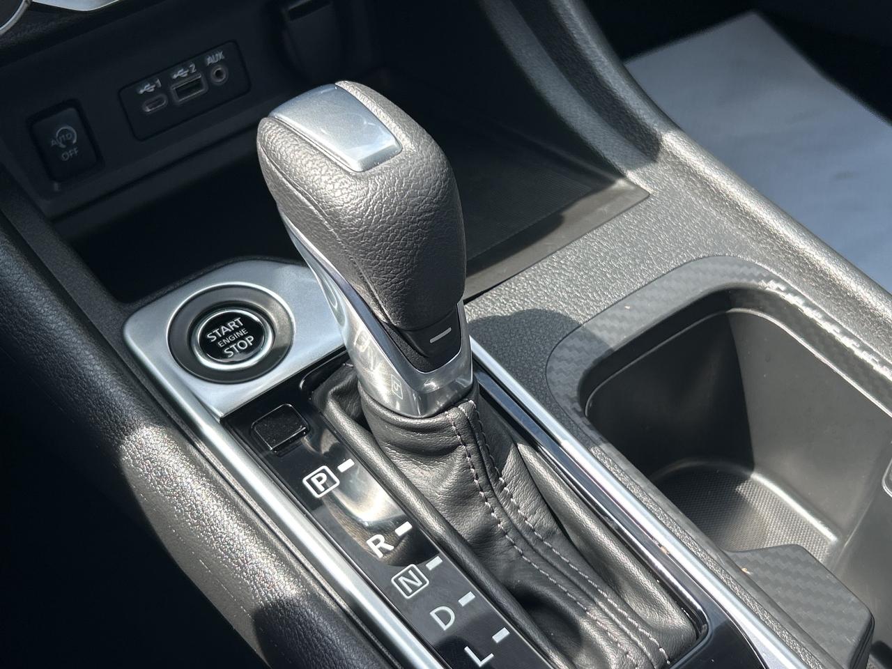 2024 Nissan Sentra SV CVT Photo