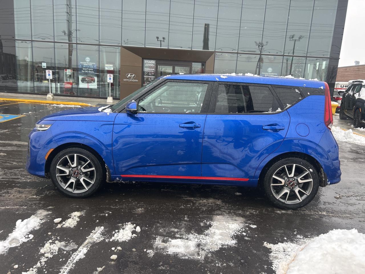 2022 Kia Soul GT-Line Limited IVT   CLEAN CARFAX   ONE OWNER Photo