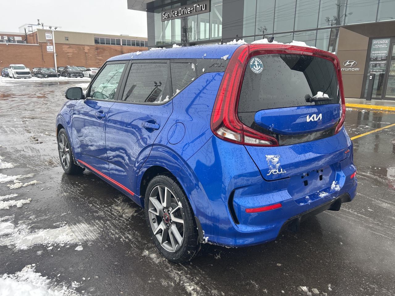2022 Kia Soul GT-Line Limited IVT   CLEAN CARFAX   ONE OWNER Photo2