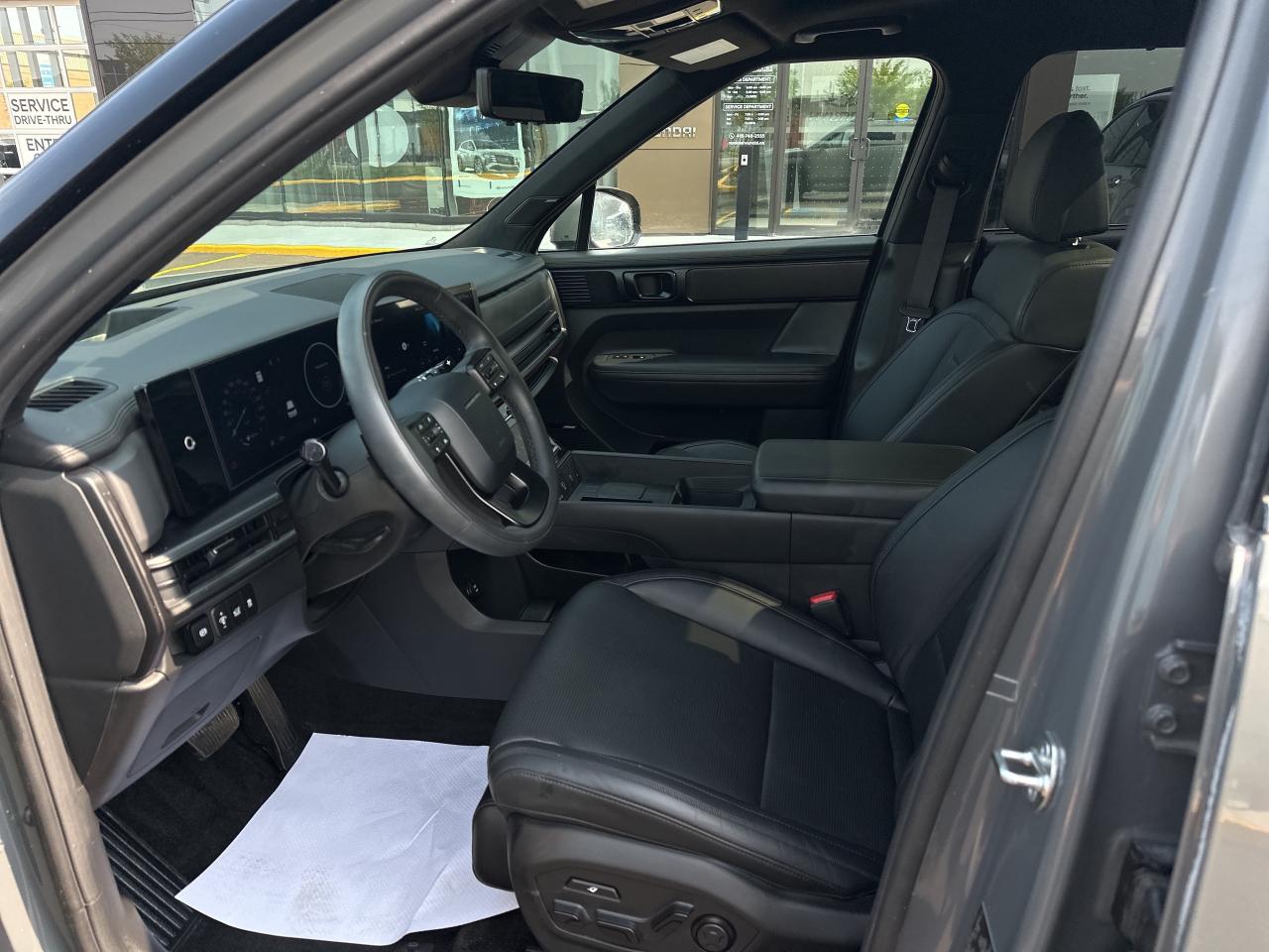 2024 Hyundai Santa Fe Ultimate Calligraphy AWD   Starting from 5.29% OAC Photo