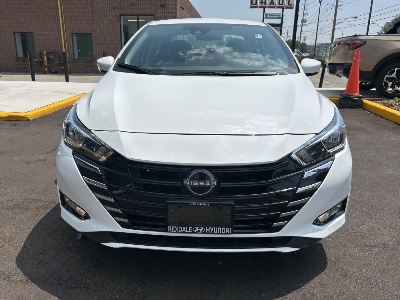 2024 Nissan Versa S FWD CVT   CLEAN CAR FAX Photo