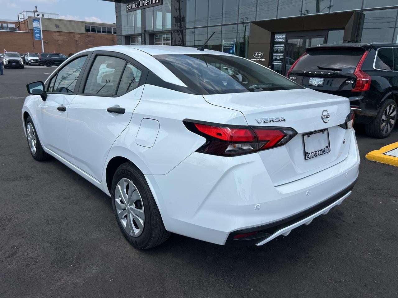 2024 Nissan Versa S FWD CVT   CLEAN CAR FAX Photo2