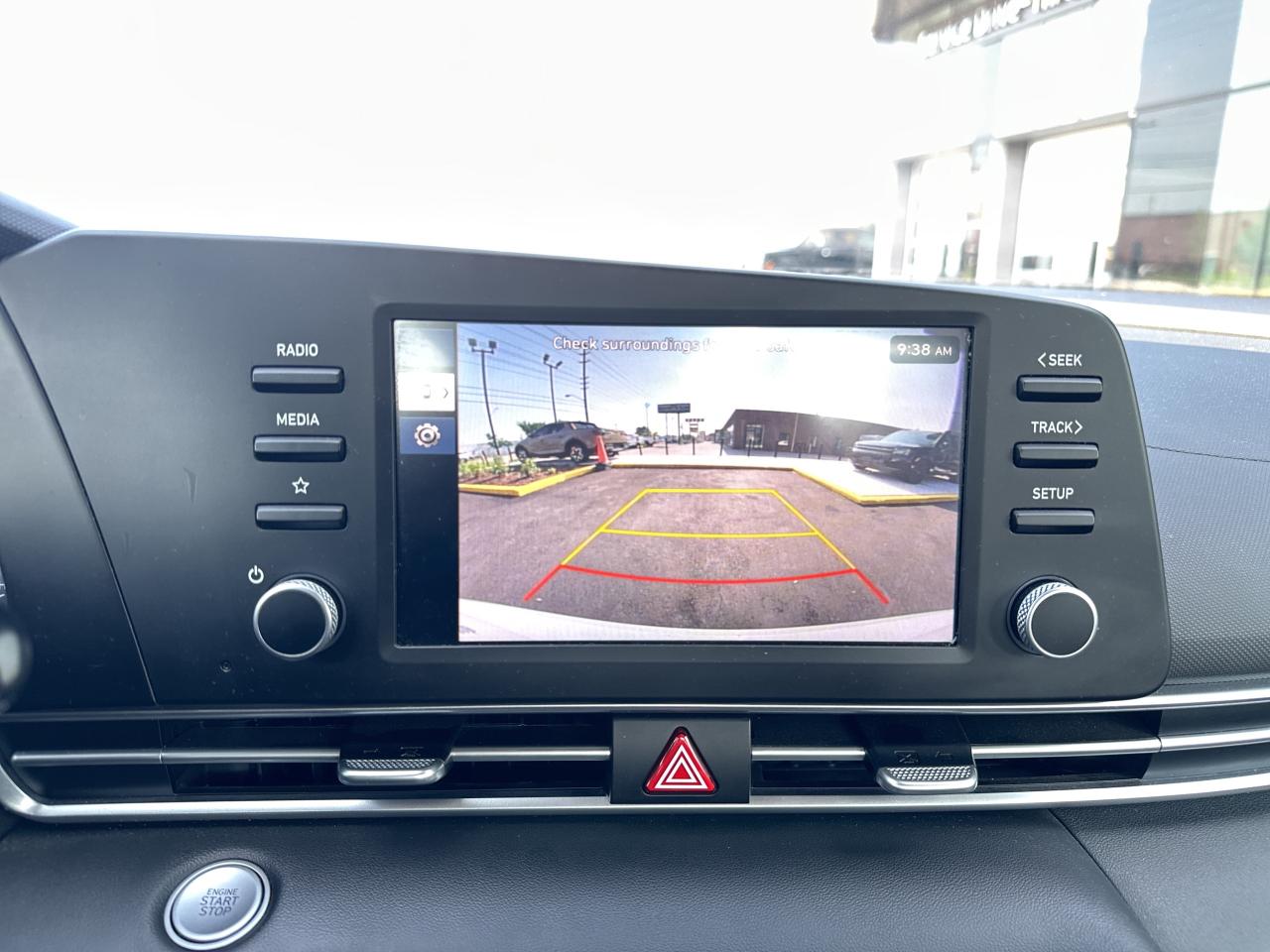 2024 Hyundai Elantra Preferred IVT   Starting from 4.49% OAC Photo