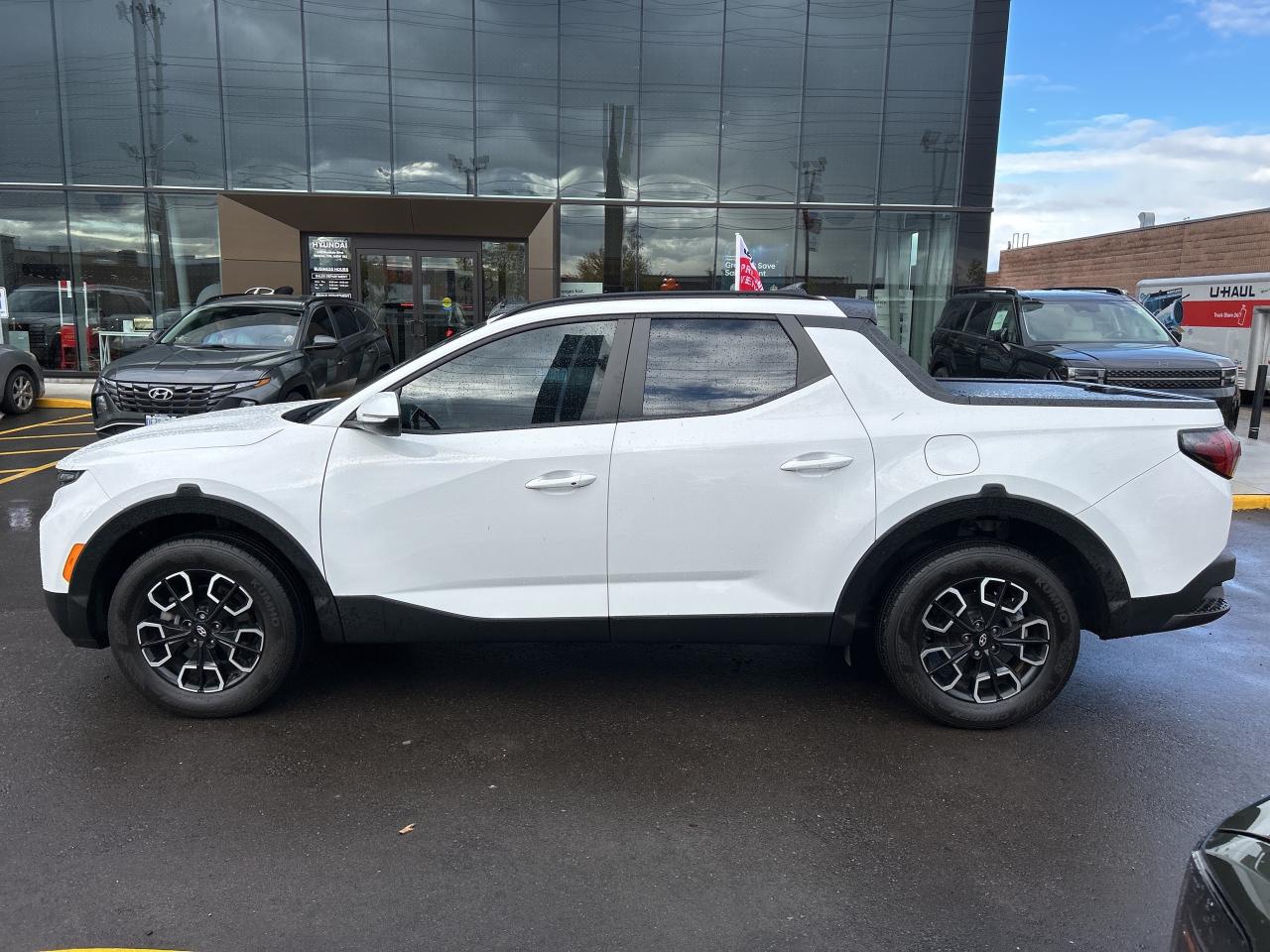 2023 Hyundai Santa Cruz Trend AWD   Starting from 5.29% OAC Photo