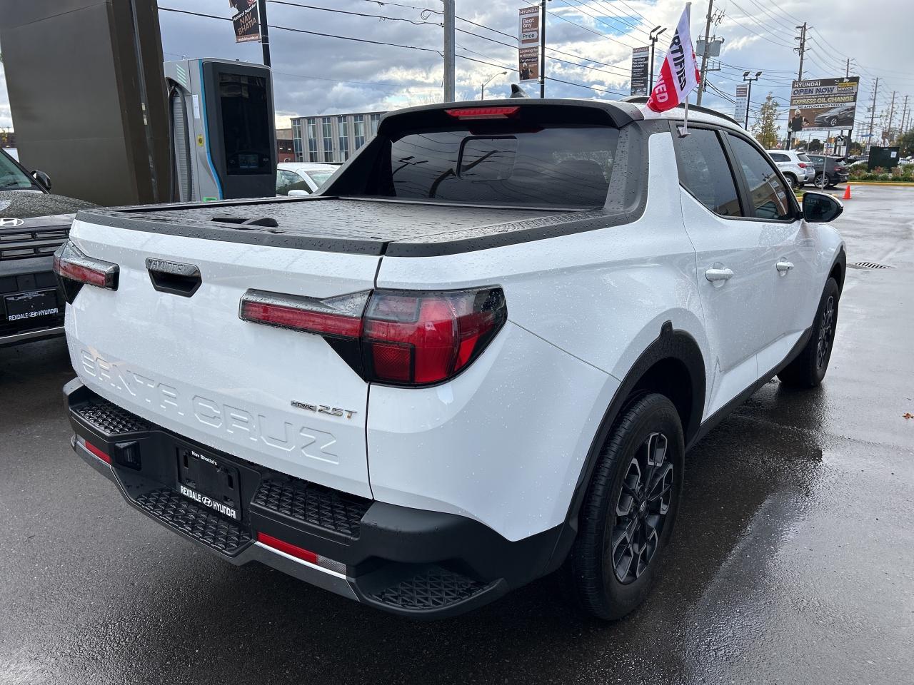 2023 Hyundai Santa Cruz Trend AWD   Starting from 5.29% OAC Photo