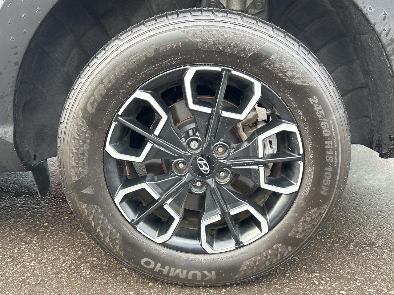 2023 Hyundai Santa Cruz Trend AWD   Starting from 5.29% OAC Photo