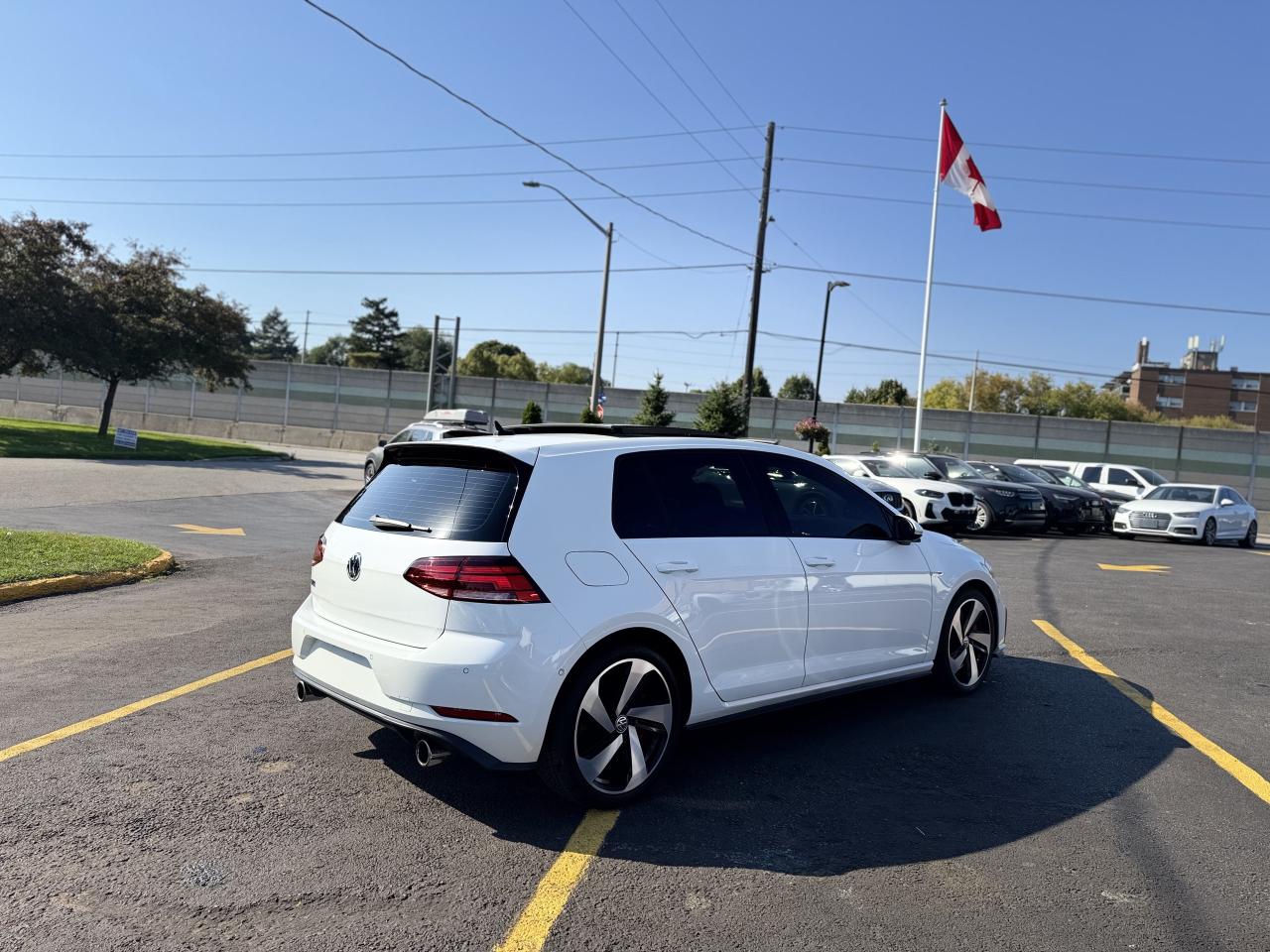 2018 Volkswagen Golf GTI Autobahn DSG   MINT! Photo