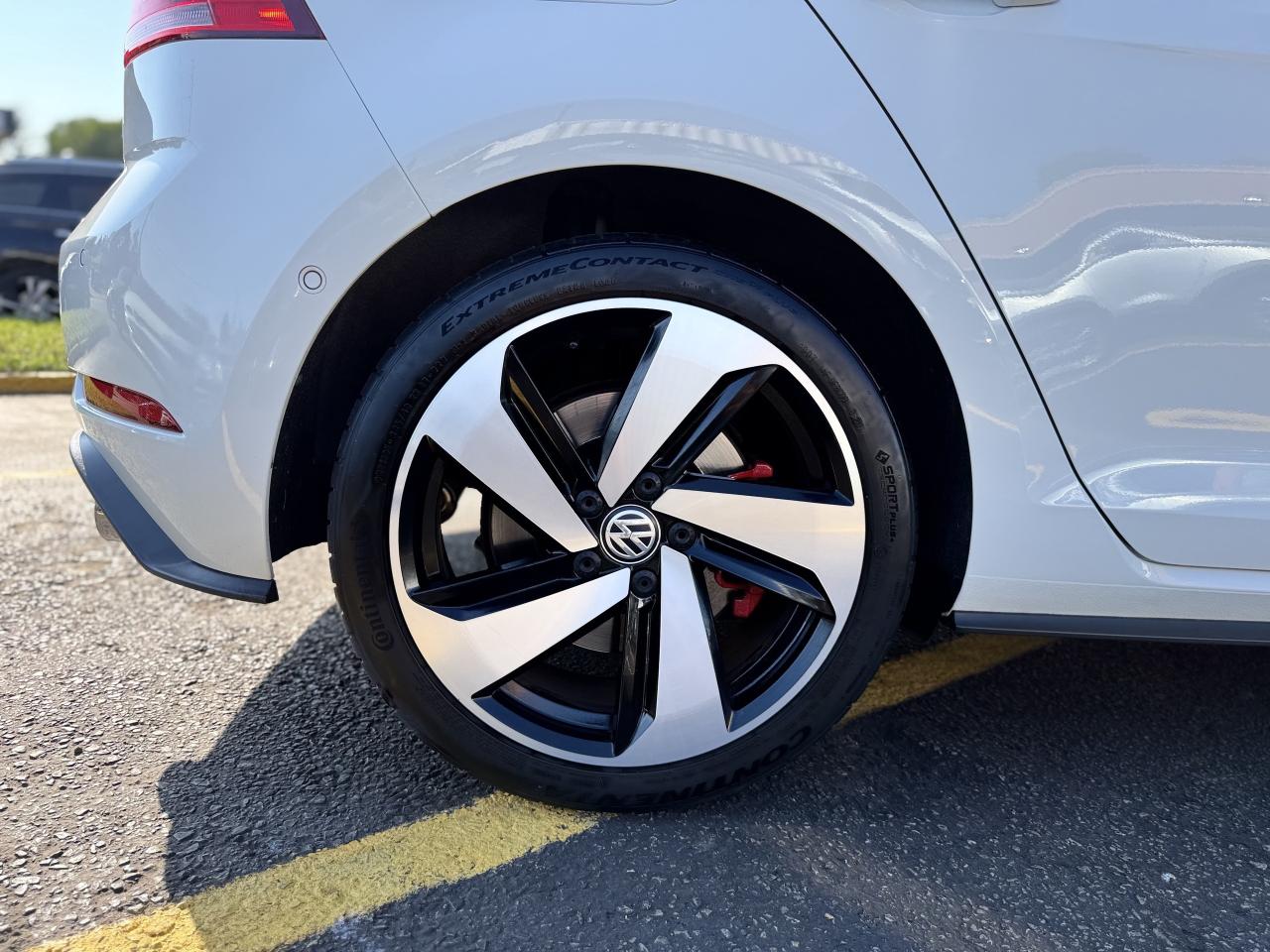 2018 Volkswagen Golf GTI Autobahn DSG   MINT! Photo