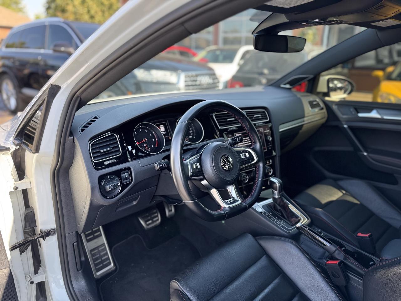 2018 Volkswagen Golf GTI Autobahn DSG   MINT! Photo