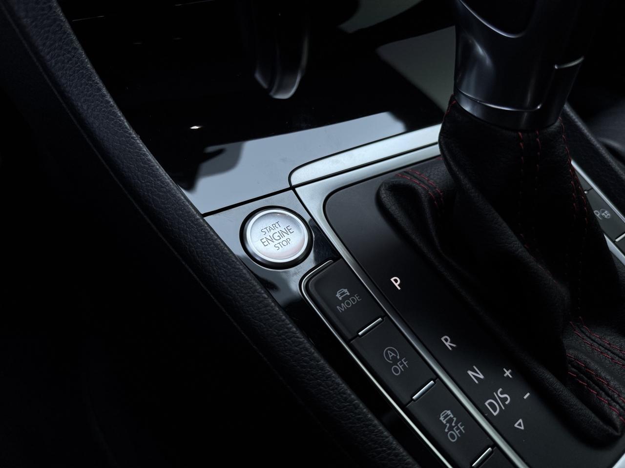 2018 Volkswagen Golf GTI Autobahn DSG   MINT! Photo