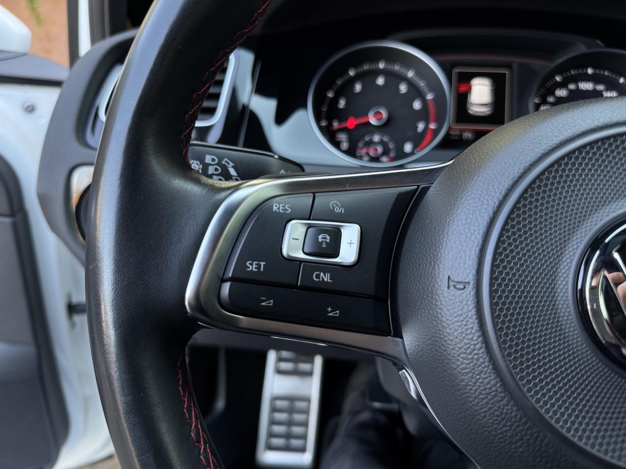 2018 Volkswagen Golf GTI Autobahn DSG   MINT! Photo