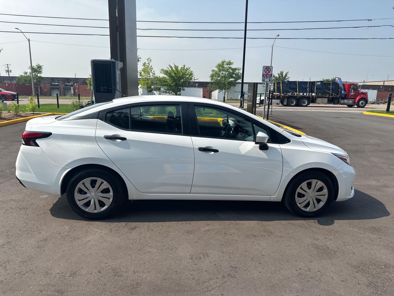 2024 Nissan Versa S CVT   CLEAN CAR FAX Photo