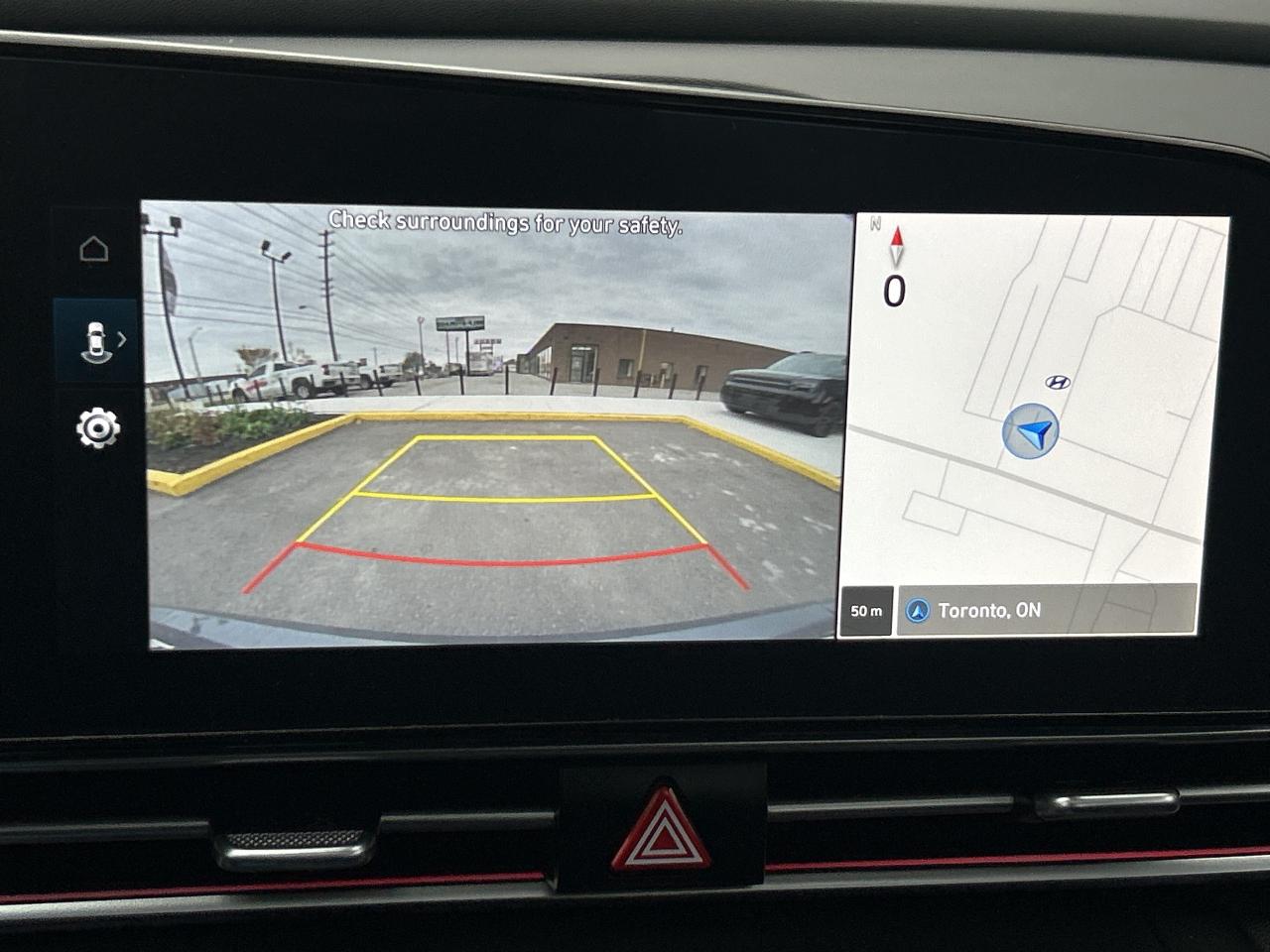 2024 Hyundai Elantra Preferred IVT w-Tech Pkg   Starting from 4.49% OAC Photo