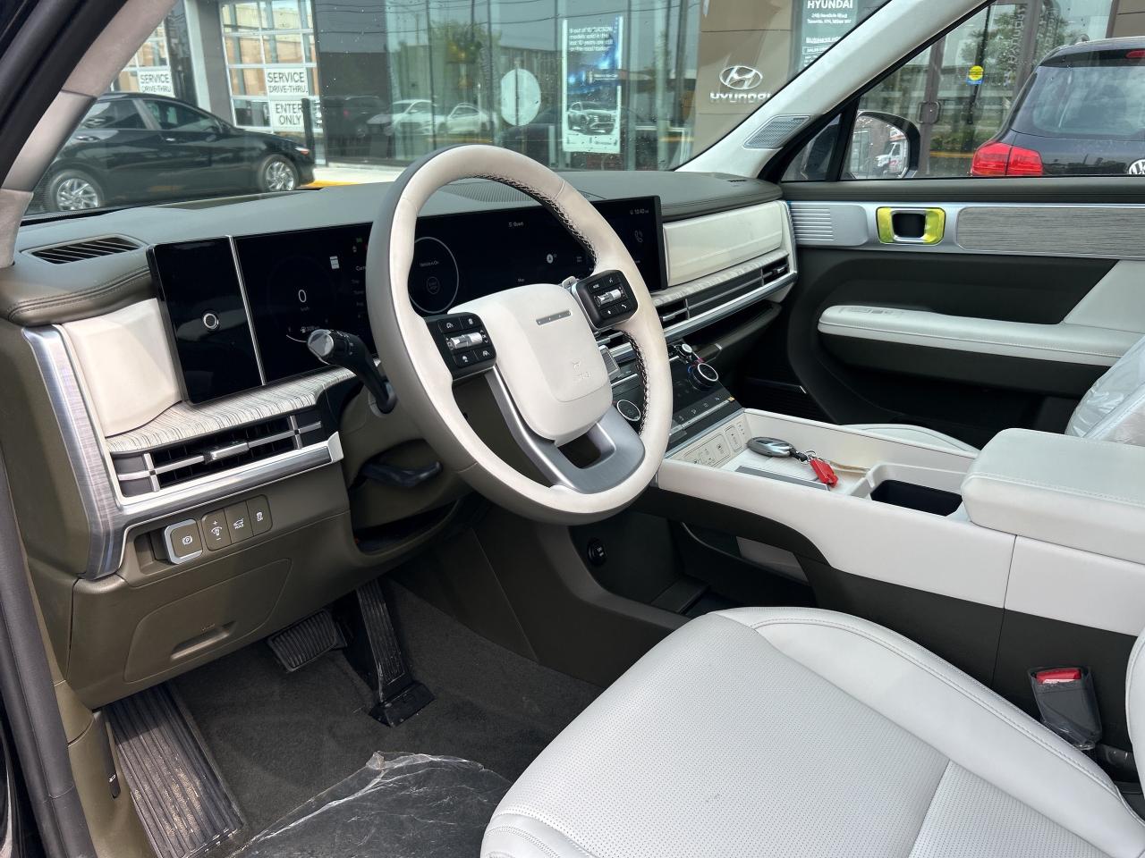 2024 Hyundai Santa Fe Ultimate Calligraphy AWD w-Beige Interior Photo