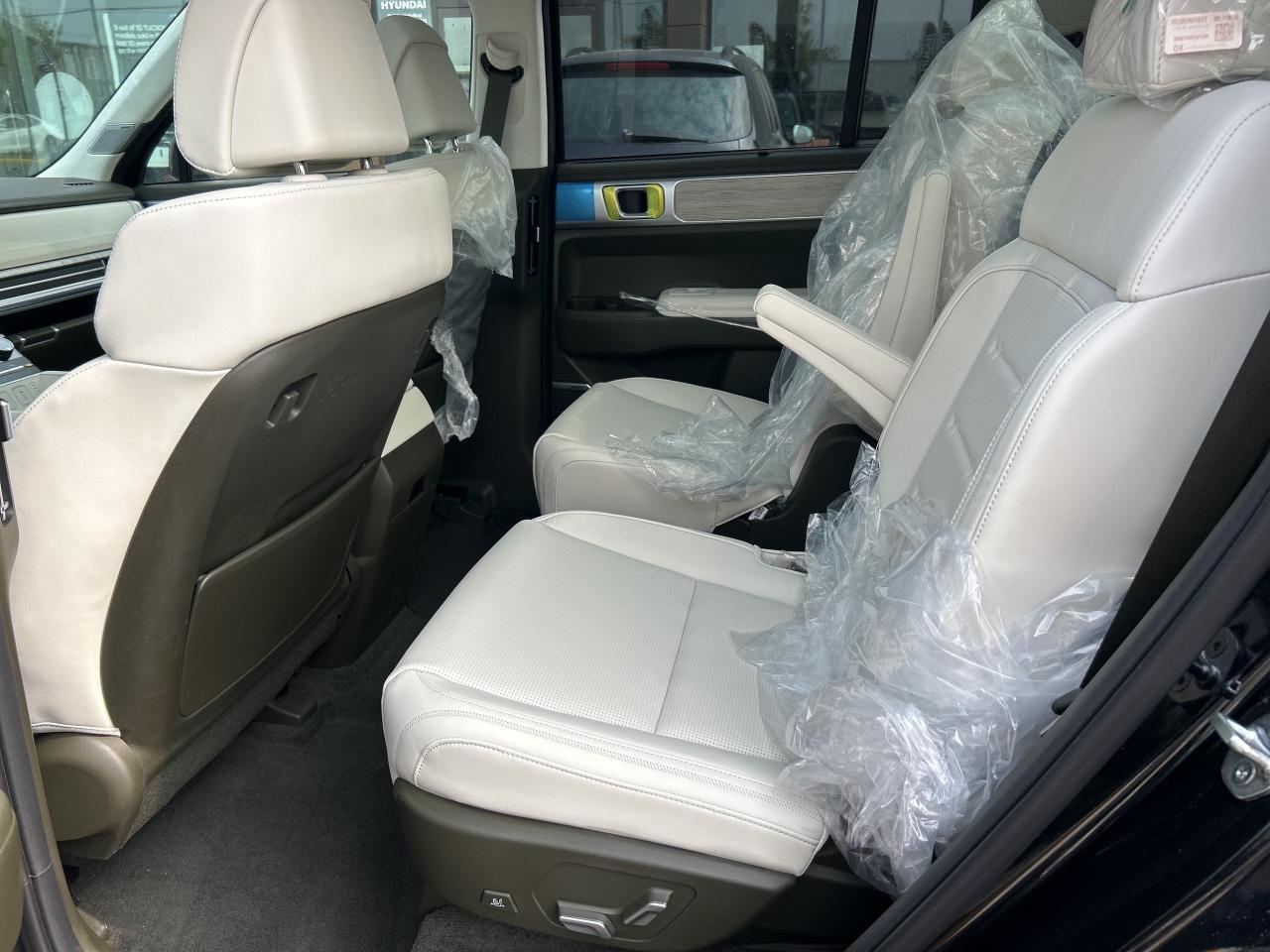 2024 Hyundai Santa Fe Ultimate Calligraphy AWD w-Beige Interior Photo