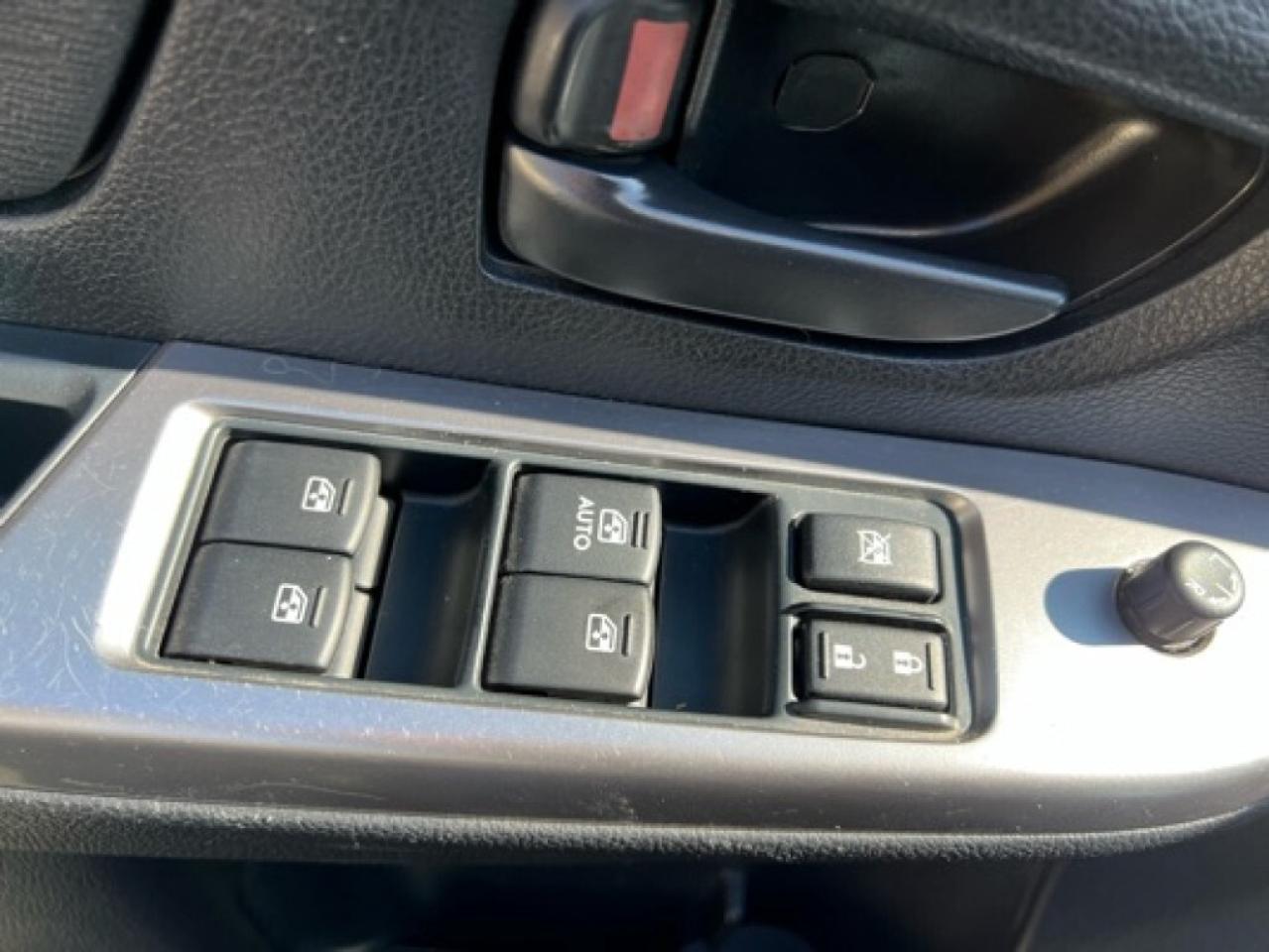 2015 Subaru Impreza 2.0i 4dr All-wheel Drive Sedan CVT Photo