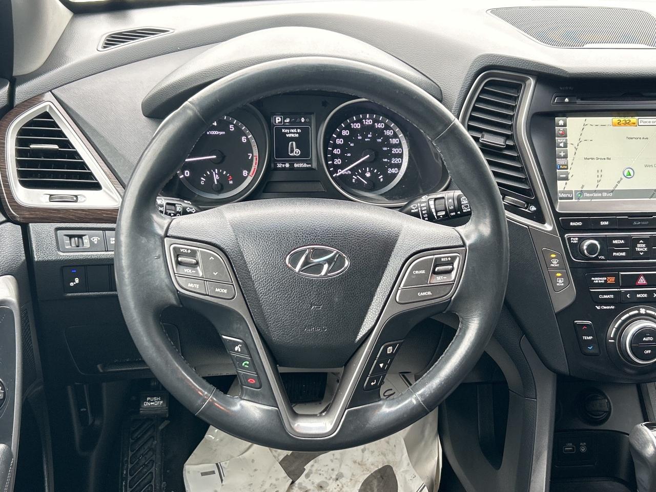 2018 Hyundai Santa Fe Sport 2.4L Luxury AWD Photo