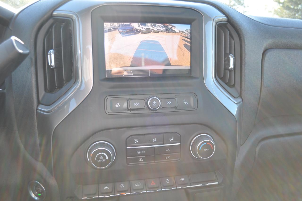 2024 Chevrolet Silverado 1500 2WD 5.3L Reg Cab Long Box 3 Passenger Photo