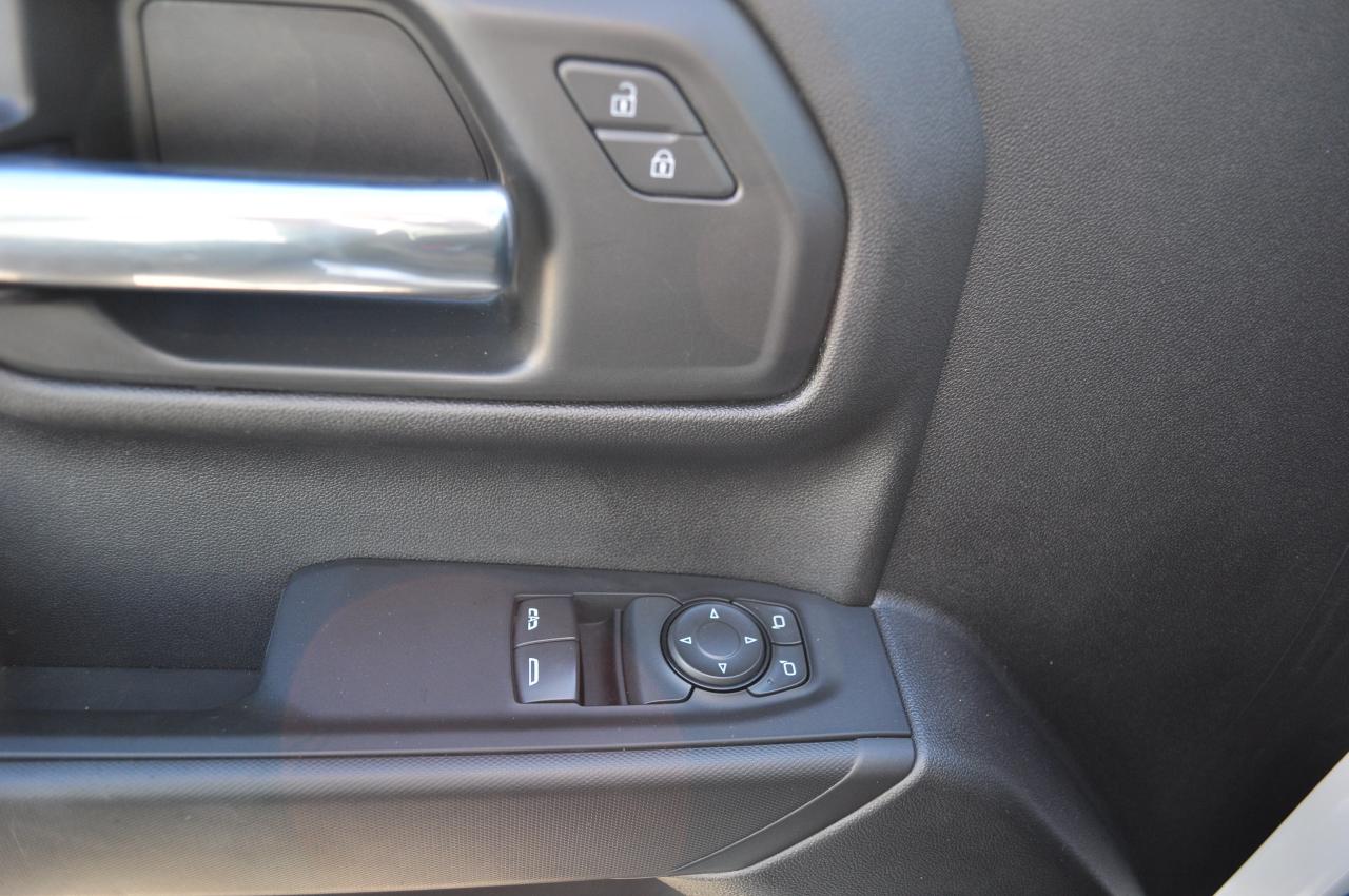 2024 Chevrolet Silverado 1500 2WD 5.3L Reg Cab Long Box 3 Passenger Photo