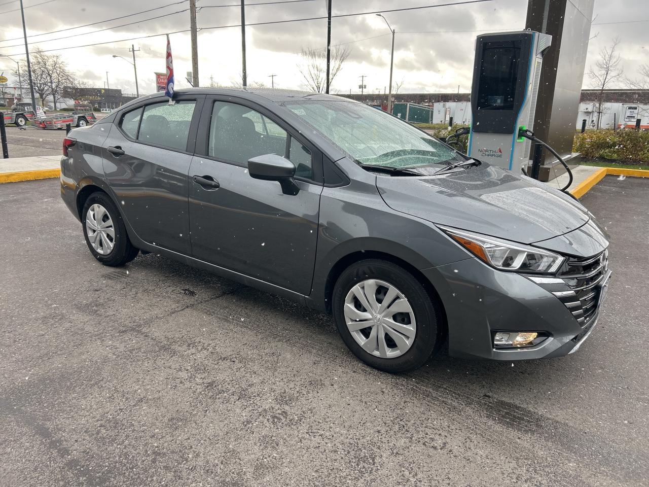 2024 Nissan Versa S CVT Photo