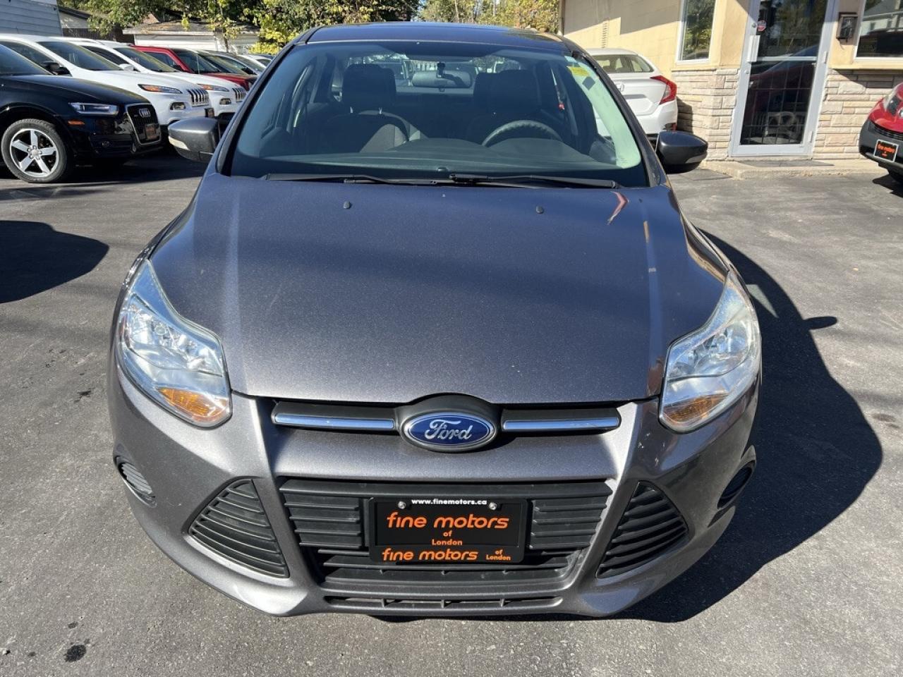 2014 Ford Focus SE AUTOMATIC Photo