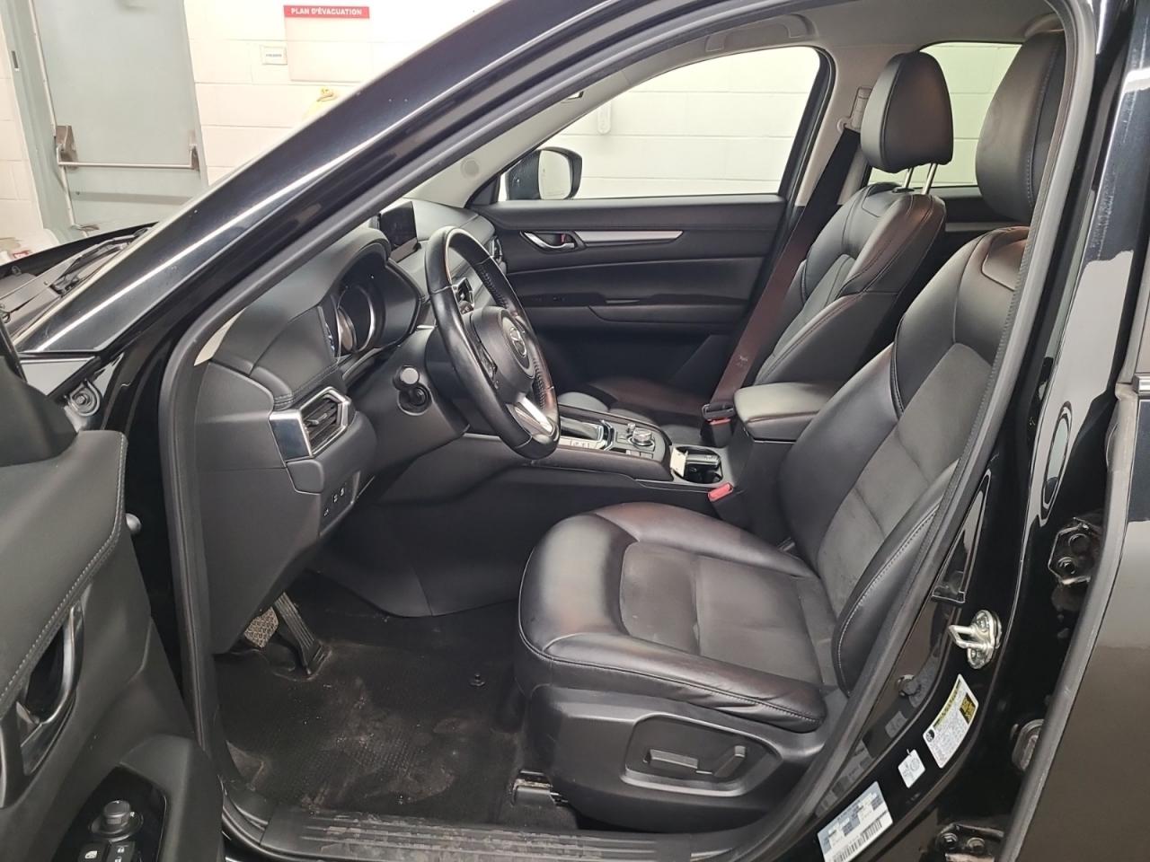 2020 Mazda CX-5 GS Auto AWD   0 ACCIDENTS! Photo2