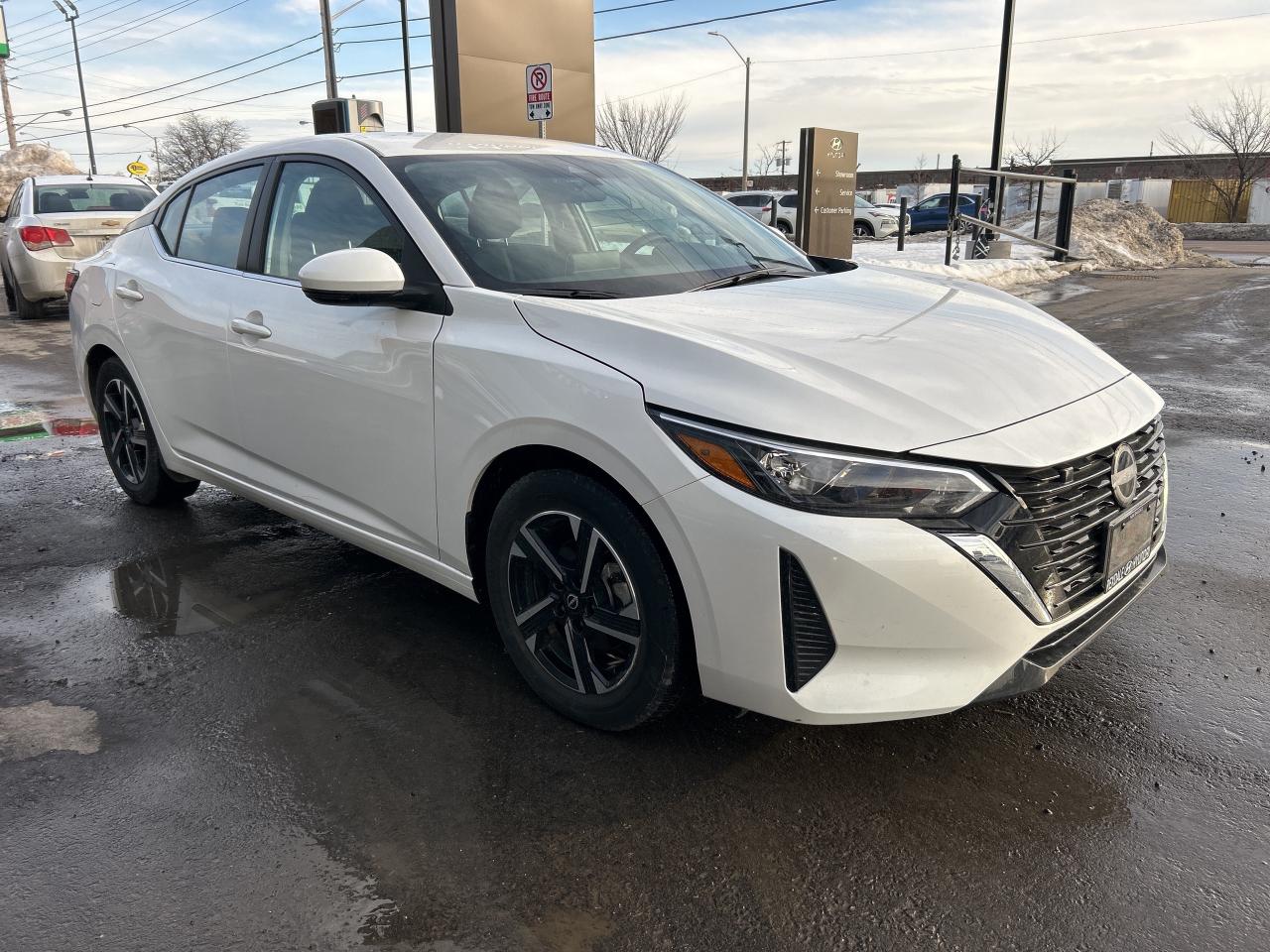 2024 Nissan Sentra SV CVT Photo