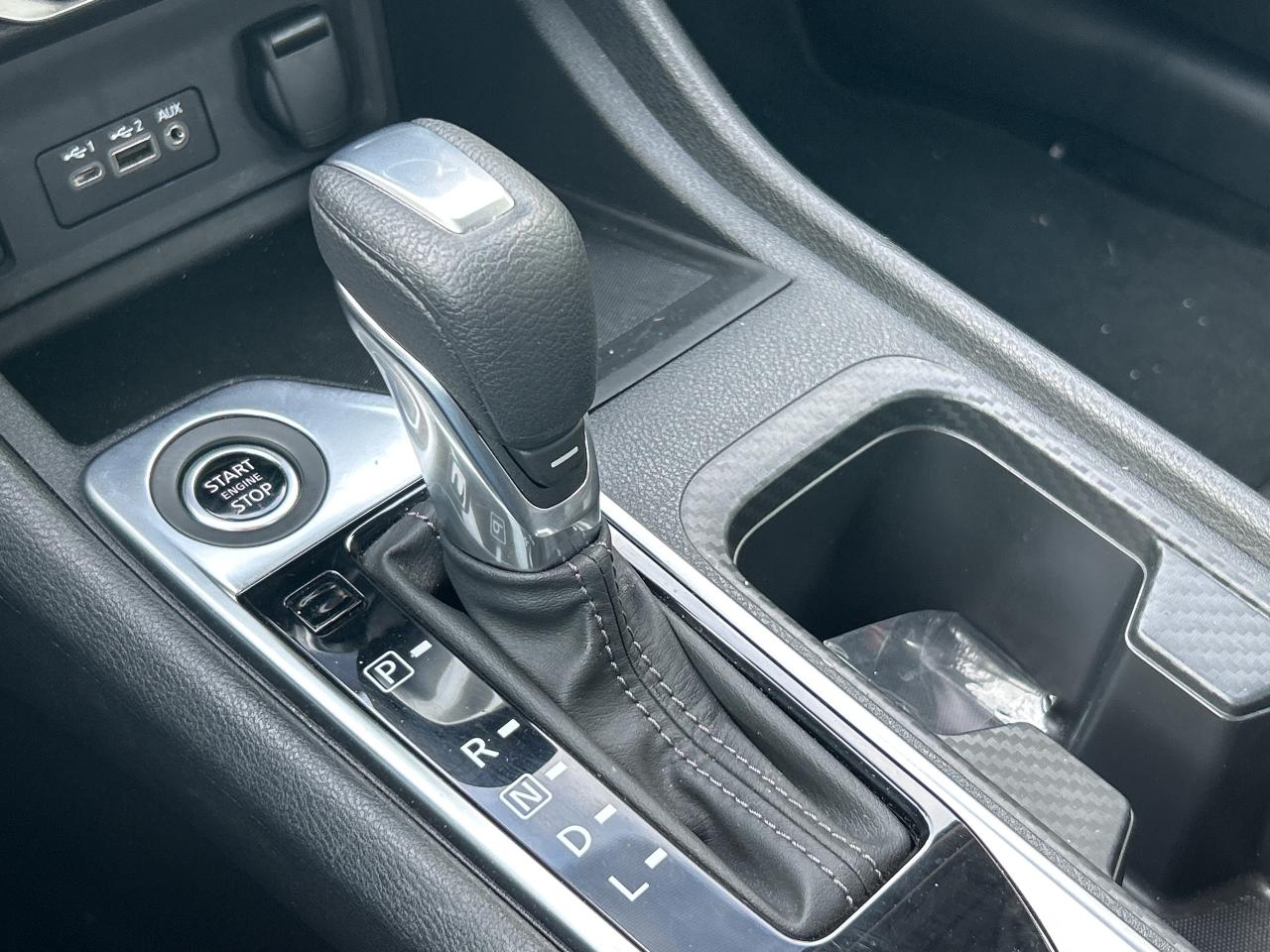 2024 Nissan Sentra SV CVT Photo