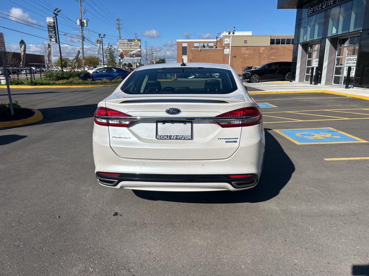 2018 Ford Fusion Titanium AWD Photo3