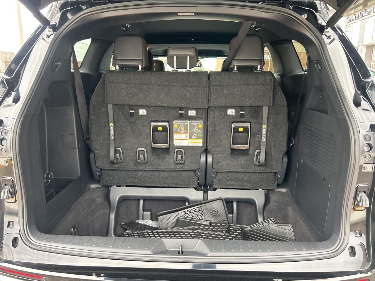 2025 Toyota Sienna XSE 7-Passenger AWD Photo