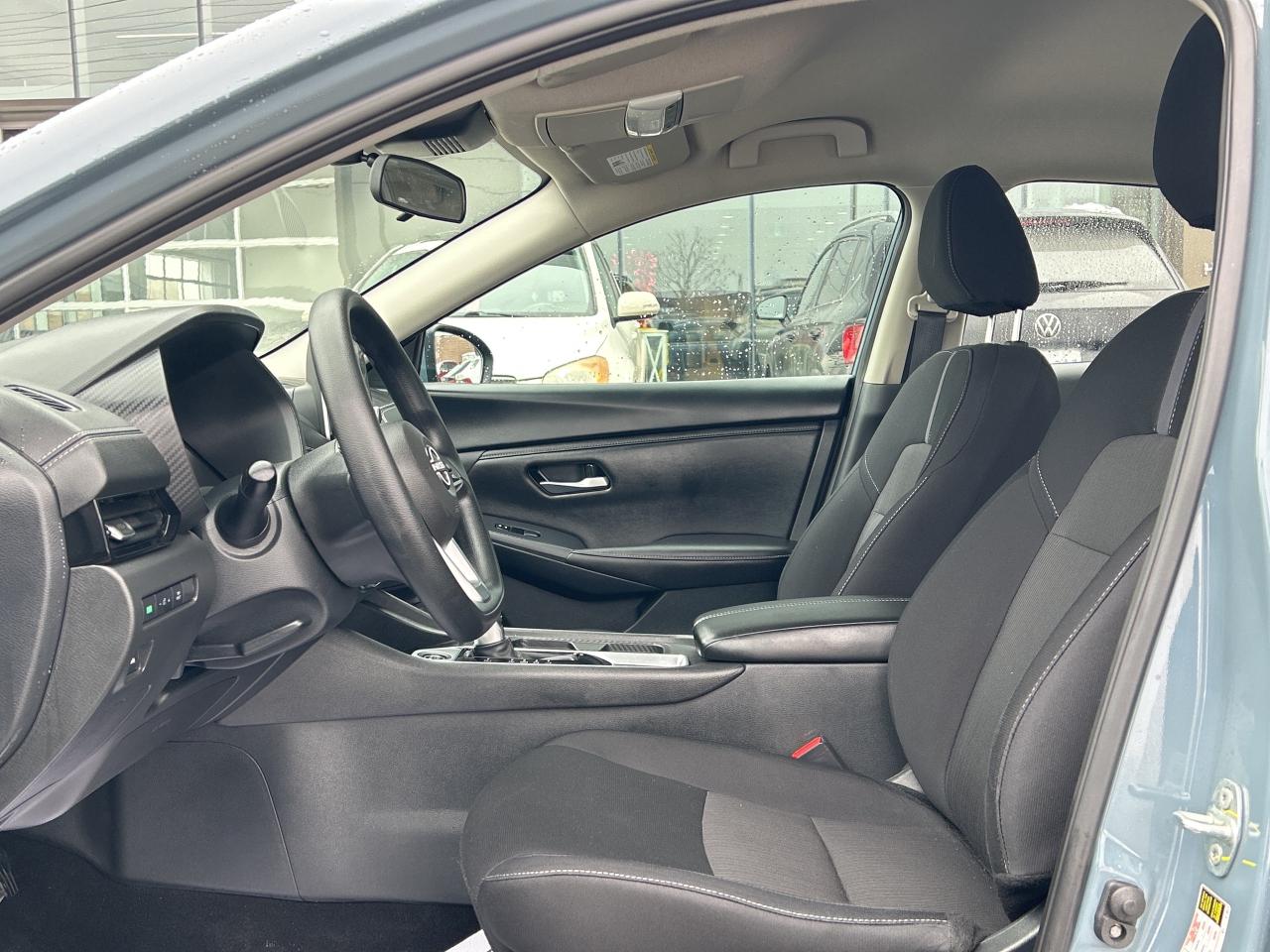 2024 Nissan Sentra SV CVT Photo