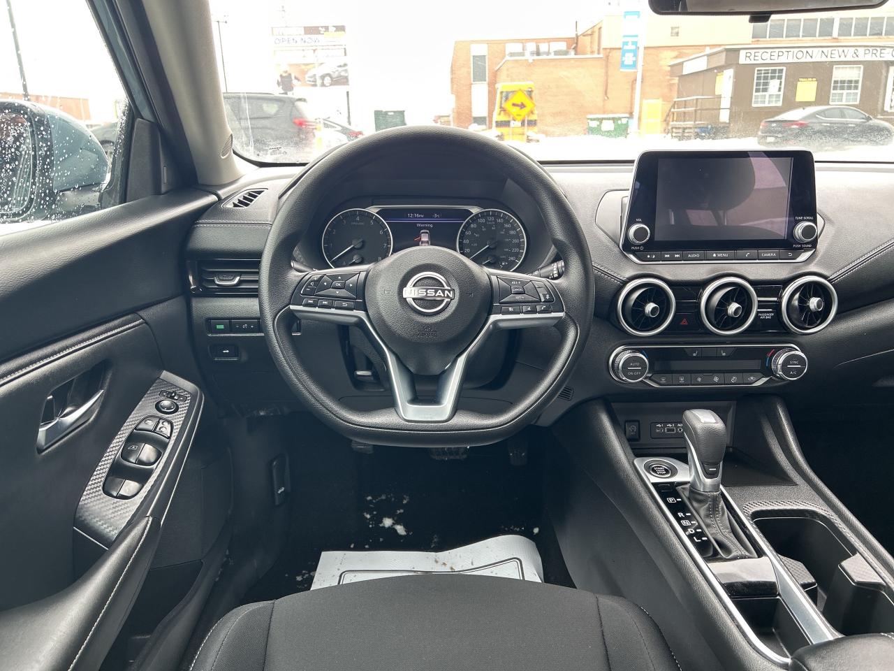 2024 Nissan Sentra SV CVT Photo