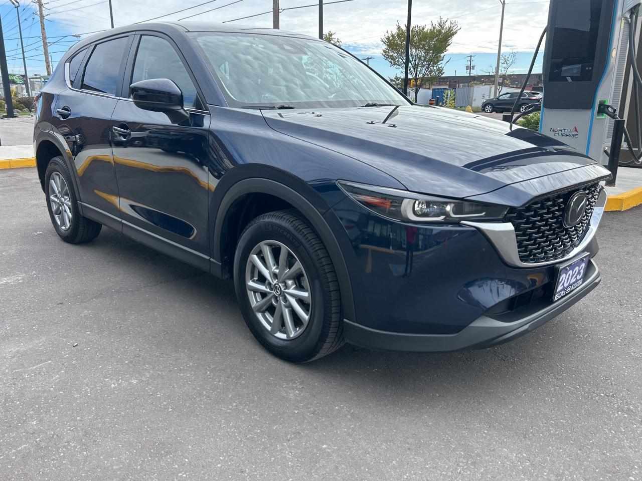 2023 Mazda CX-5 GS AWD   CLEAN CAR FAX Photo