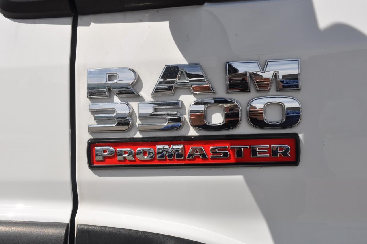 2018 RAM ProMaster 3500 159WB - Extended - 3 Passenger - V6 Gas Photo4