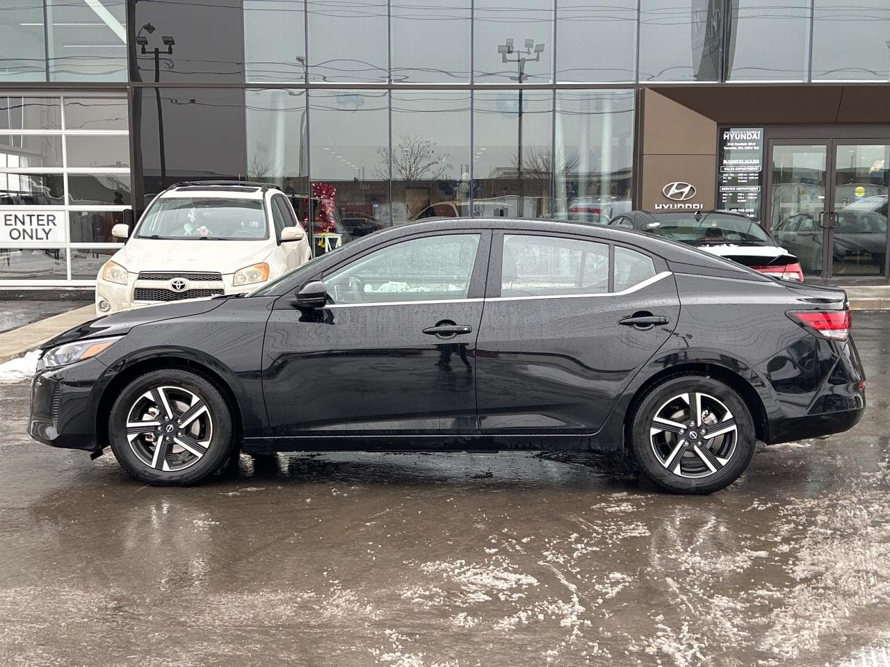 2024 Nissan Sentra SV CVT   ONE OWNER   CLEAN CAR FAX Photo