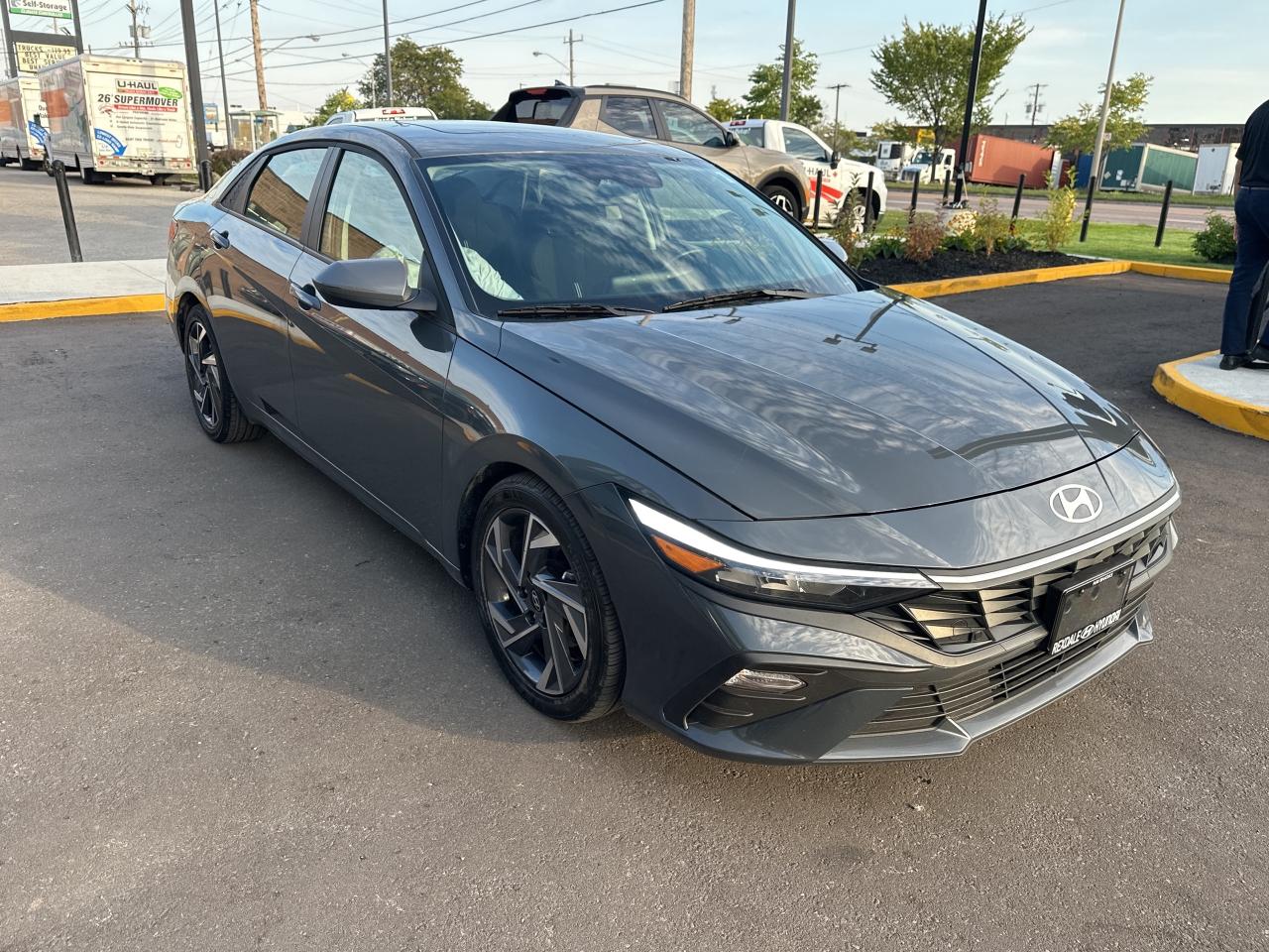 2025 Hyundai Elantra Preferred IVT w-Tech Pkg   Starting from 4.49% OAC Photo