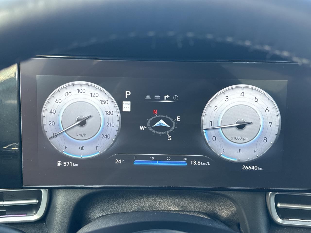 2025 Hyundai Elantra Preferred IVT w-Tech Pkg   Starting from 4.49% OAC Photo