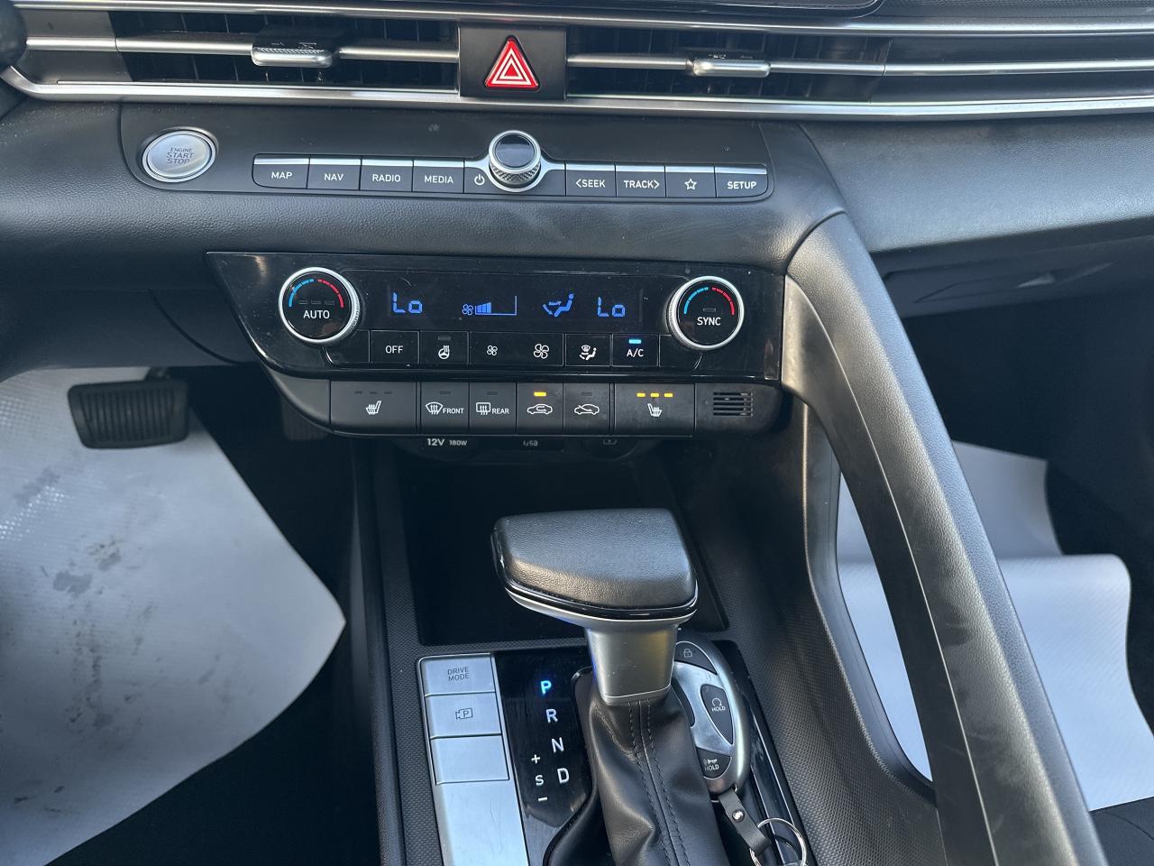 2025 Hyundai Elantra Preferred IVT w-Tech Pkg   Starting from 4.49% OAC Photo