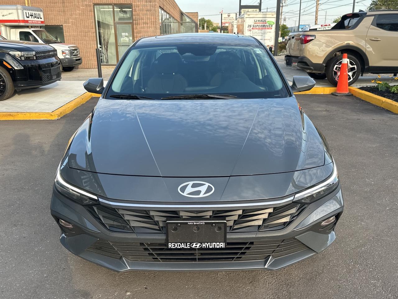 2025 Hyundai Elantra Preferred IVT w-Tech Pkg   Starting from 4.69% OAC Photo2