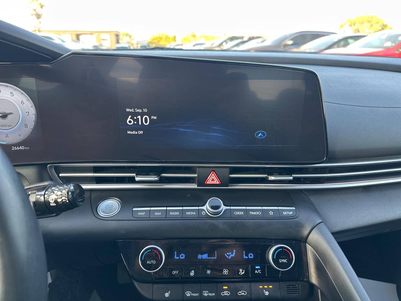 2025 Hyundai Elantra Preferred IVT w-Tech Pkg   Starting from 4.69% OAC Photo