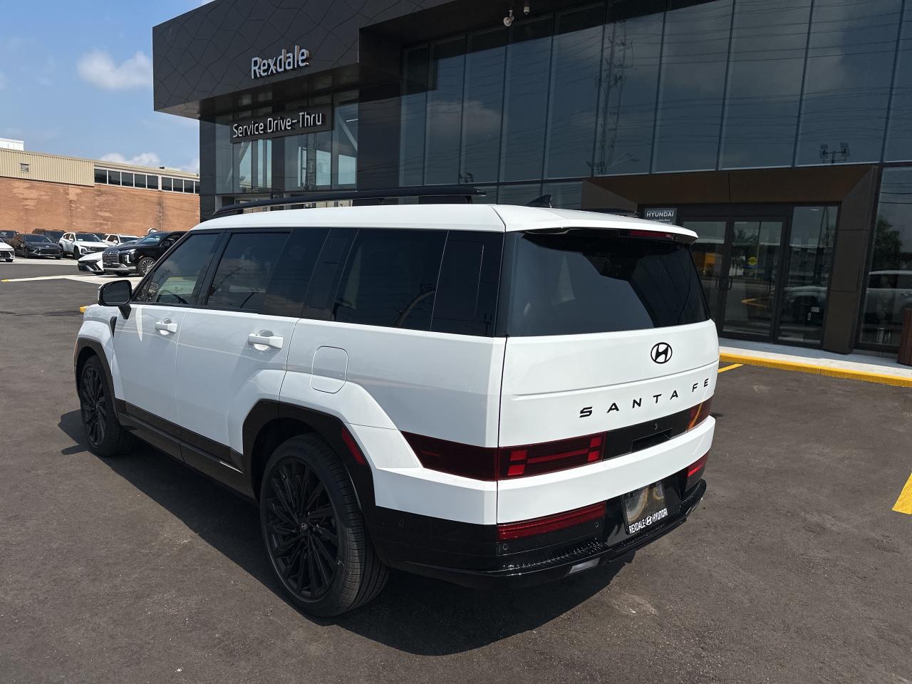 2024 Hyundai Santa Fe Ultimate Calligraphy AWD w-Beige Interior Photo