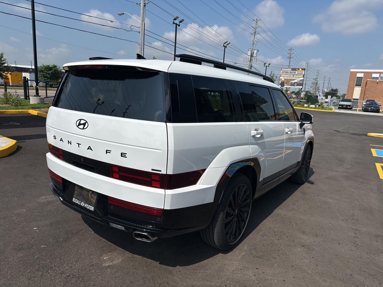 2024 Hyundai Santa Fe Ultimate Calligraphy AWD w-Beige Interior Photo