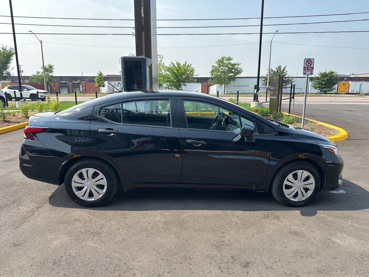 2024 Nissan Versa S CVT Photo