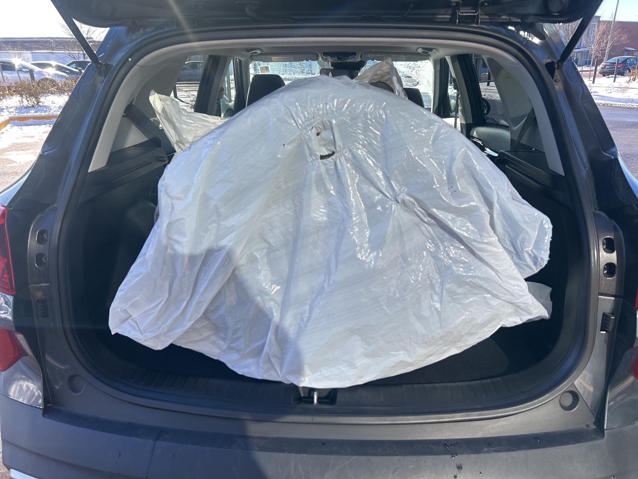 2022 Kia Seltos SX Turbo AWD w-Burgundy Interior Photo