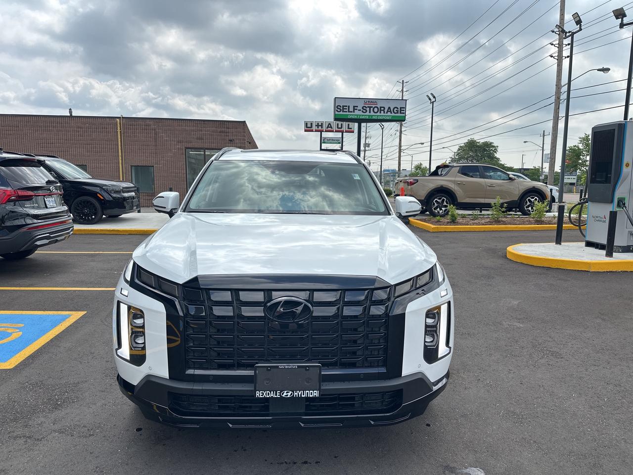 2024 Hyundai PALISADE Urban 7-Passenger AWD   Starting from 5.29% OAC Photo