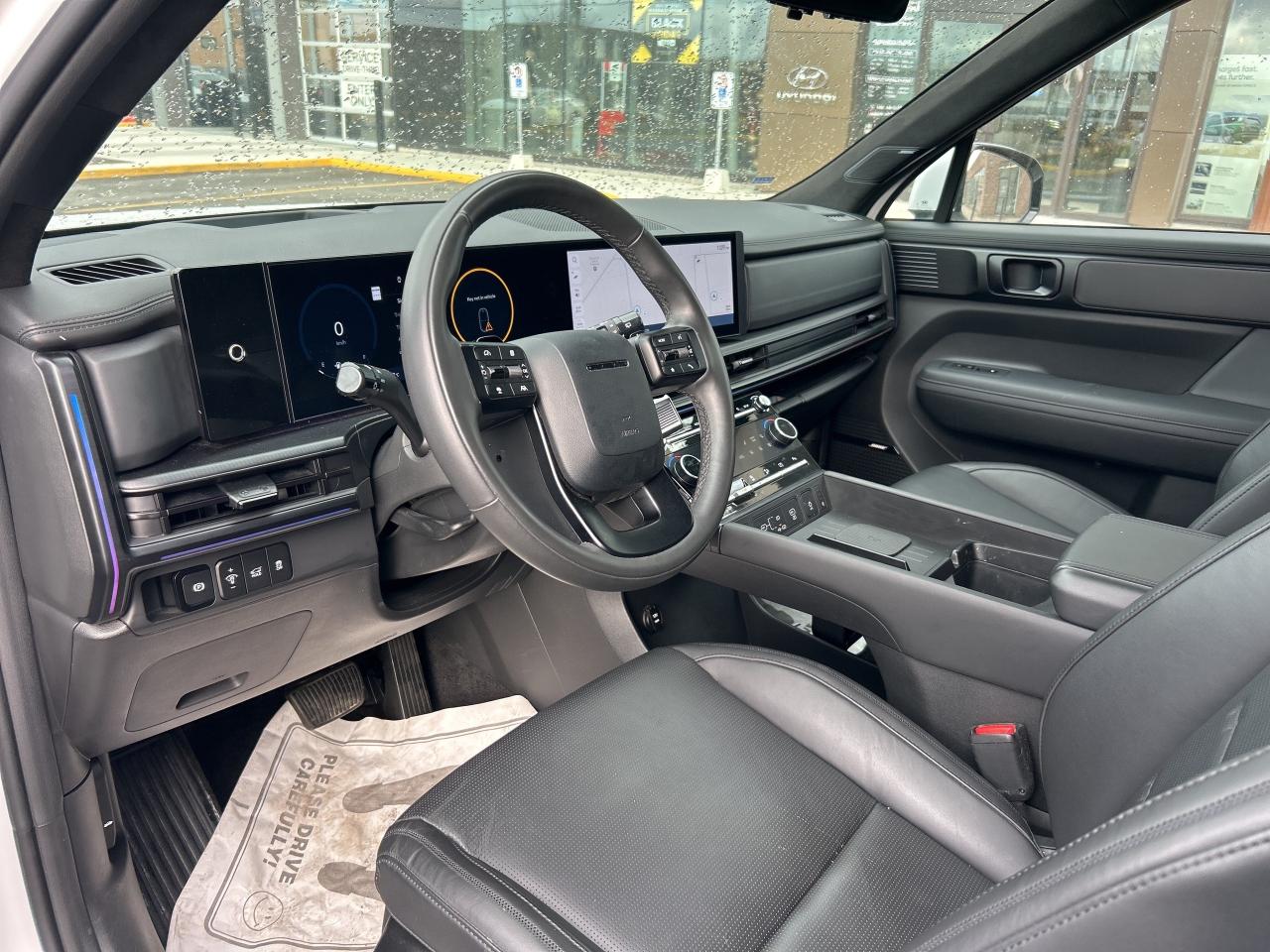 2025 Hyundai Santa Fe Ultimate Calligraphy AWD   Starting from 5.29% OAC Photo