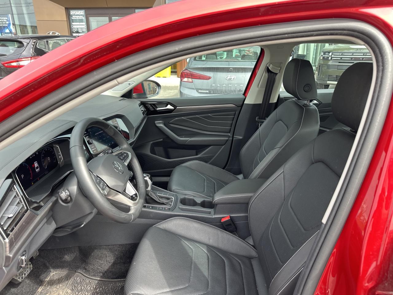 2024 Volkswagen Jetta Highline Auto   CLEAN CAR FAX   ONE OWNER Photo